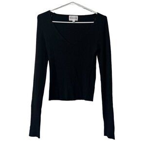 Olive + Oak‎ Women's Black Long Sleeve Pullover Knit Sweater Size Medium Classic